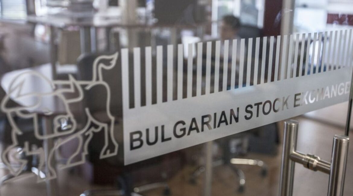 Индексы БФБ в понедельник закрылись разнонаправленно