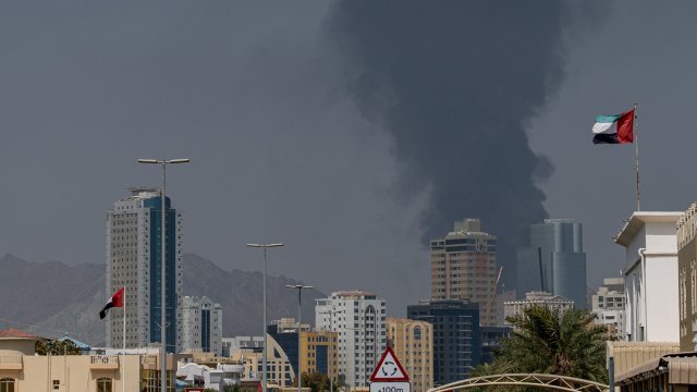 G7 обсуждает высвобождение запасов нефти, цена за баррель остается выше $100*