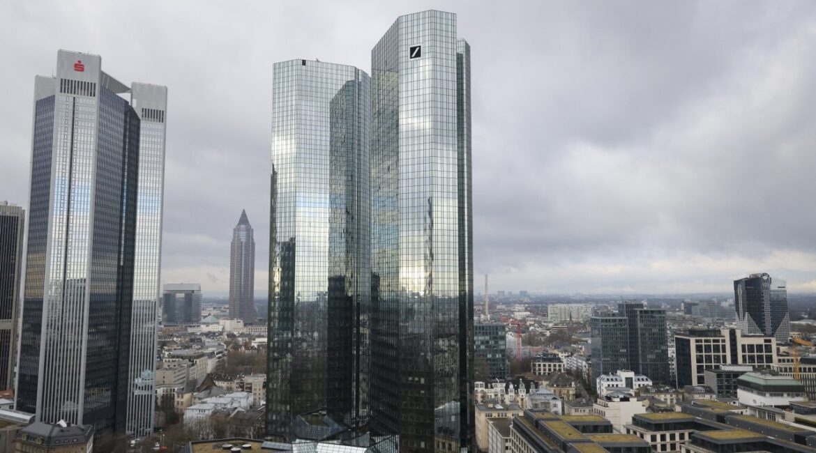 Новости в разработке - Bloomberg