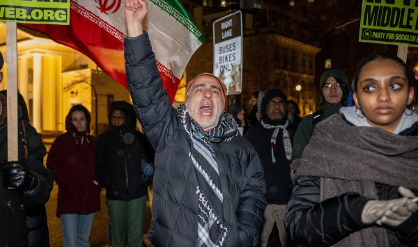 Кто стоит у руля – Белый дом или Иерусалим?