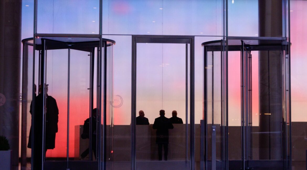 Недооценивает ли рынок облигаций США риск экономического спада?