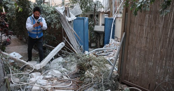 Израиль начал новую волну ударов по Ирану и Ливану