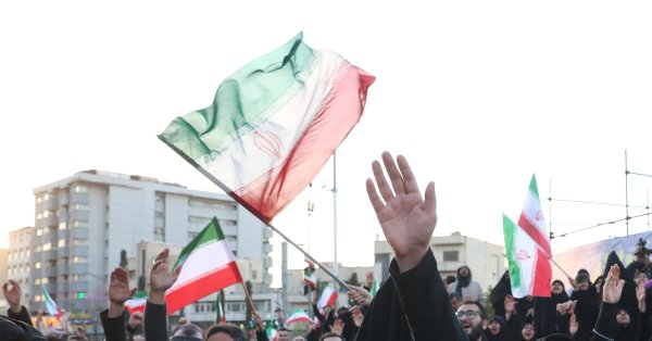 Погибли начальник штаба ВС и министр обороны Ирана