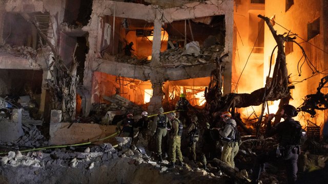 По словам Трампа, первые американские жертвы в результате операции в Иране, лидеры в Тегеране хотят переговоров