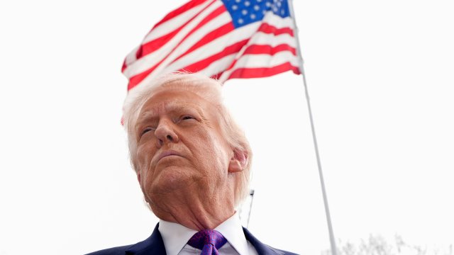 Трамп пригрозил отложить встречу с Си Цзиньпином, если Китай не поможет в Ормузе