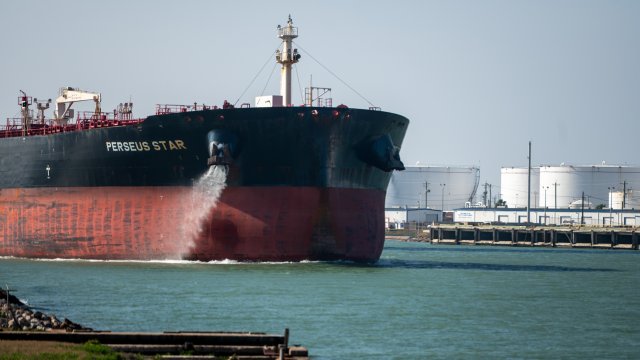 Белый дом отказывается от идеи запрета экспорта сырой нефти