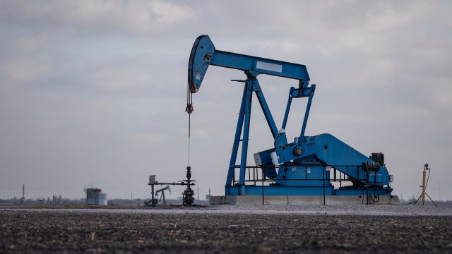 Война в Иране сигнализирует о том, что миру пора отвернуться от ископаемого топлива.