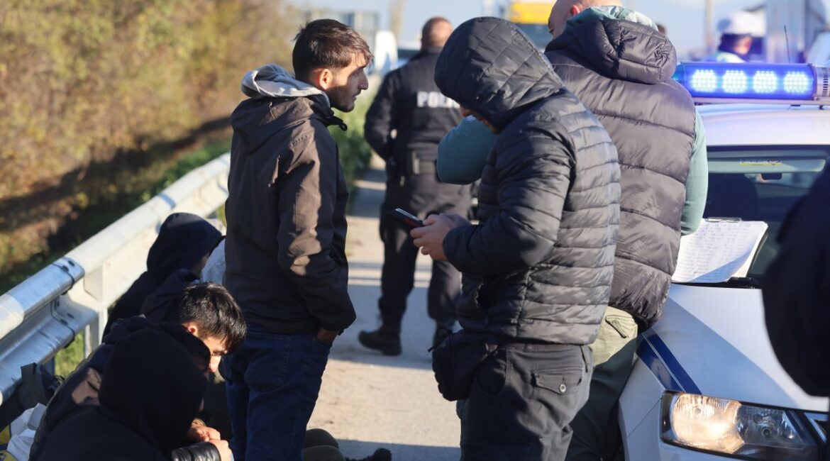 ЕС принял более строгие правила для возвращающихся мигрантов