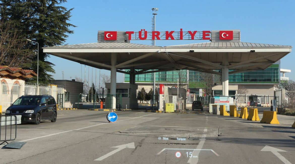 Власти Турции изъяли 60 кг марихуаны в грузовиках, идущих из Болгарии