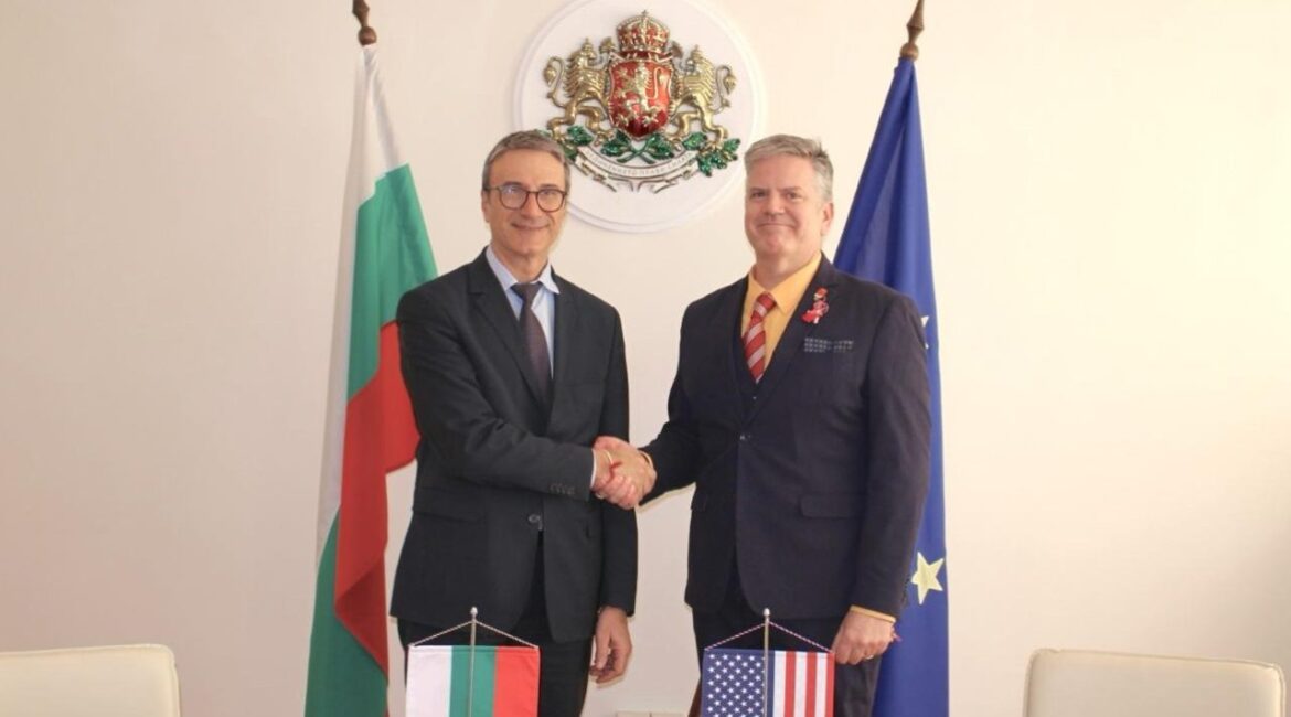 Трайков и Макдауэлл обсудили «Лукойл», АЭС «Козлодуй» и газ