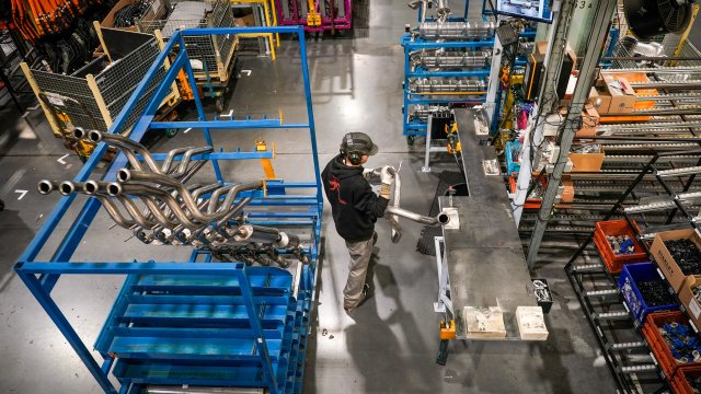 Британская экономика неожиданно замедлилась в начале года