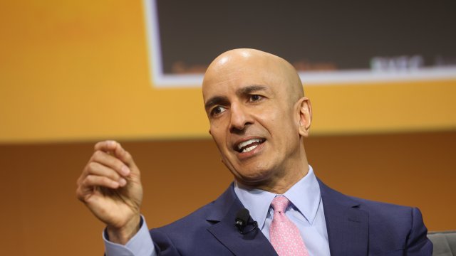 Кашкари ФРС: война создает неопределенность в отношении направления процентных ставок