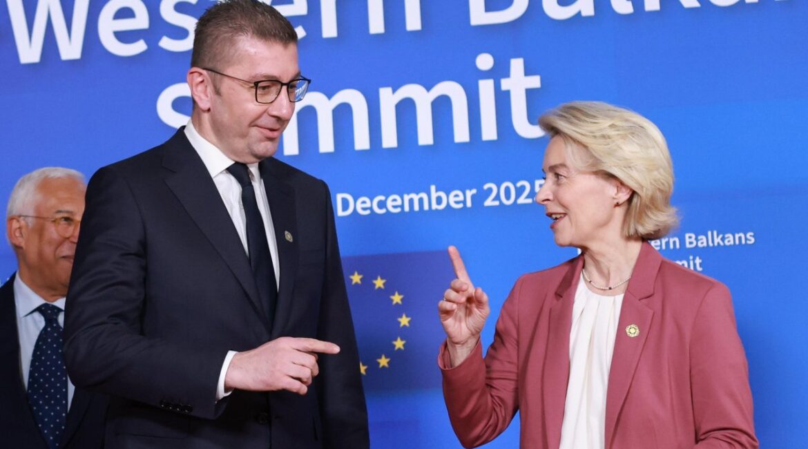 Надежды Микоски обманным путем обмануть Болгарию на пути в ЕС тают