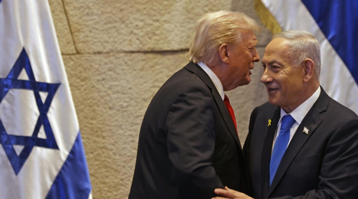 Иллюзионист наделил Трампа и Нетаньяху сверхспособностями, чтобы они могли общаться... посредством телепатии.