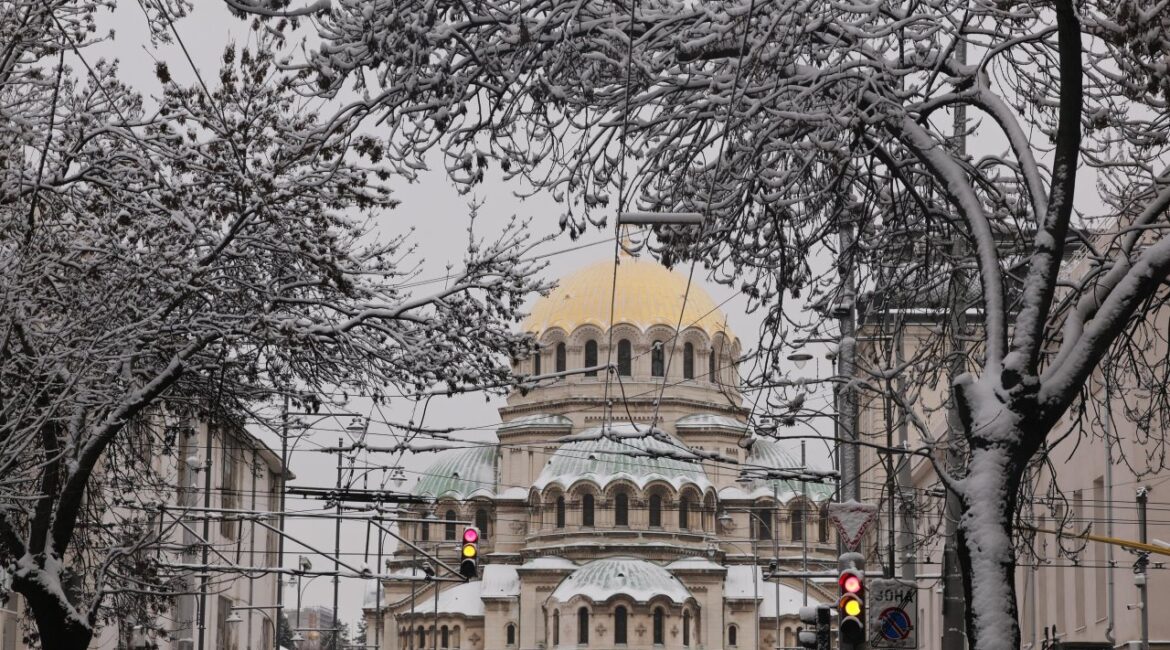 Со среды станет холодать, пойдет дождь со снегом