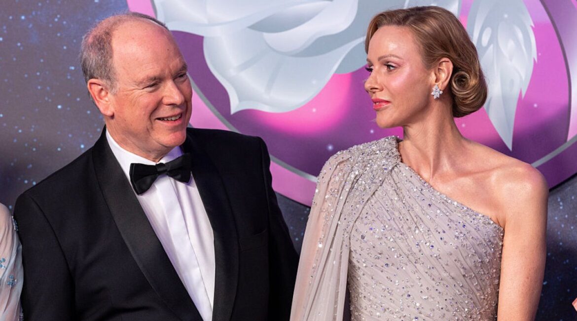 Принцесса Монако Шарлен в уникальном образе на Балу роз