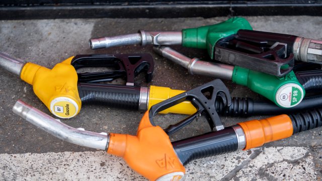 Нефть растет, поскольку время истекает из-за ультиматума Трампа об Ормузском проливе*