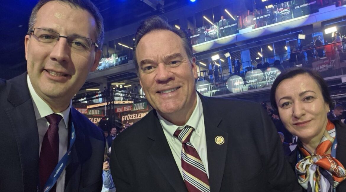 Делян Пеевский пожелал Орбану и ФИДЕС успехов на выборах