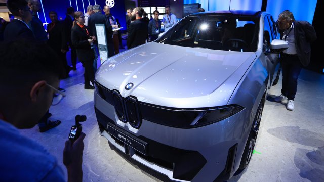 BMW стремится к возрождению в Китае со своей серией Neue Klasse.