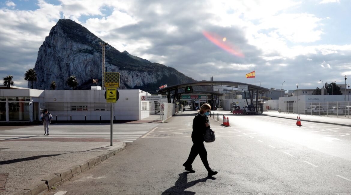 Гибралтар войдет в Шенген по суше с 15 июля.