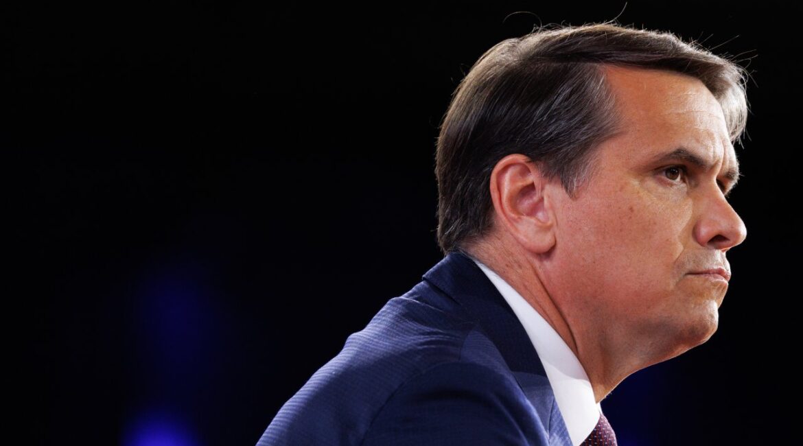 Постигнет ли нового генерального прокурора США та же участь, что и предыдущего?