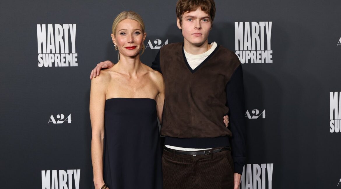 Сыну Гвинет Пэлтроу и Криса Мартина исполнилось 20 лет.