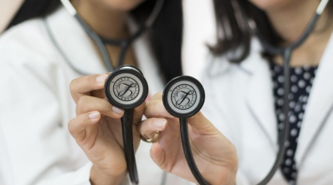 Начинаются проекты ста поликлиник в 37 муниципалитетах