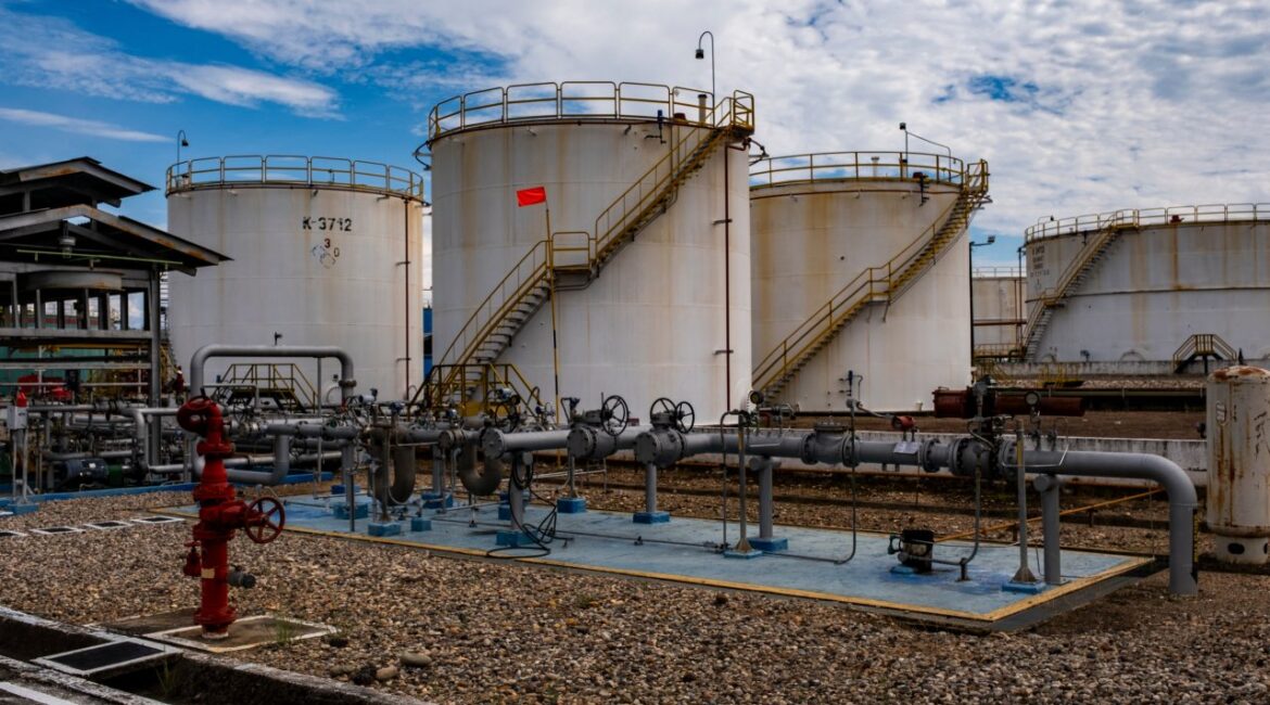 Цена Brent достигла рекордных $144 за баррель на ключевом физическом рынке