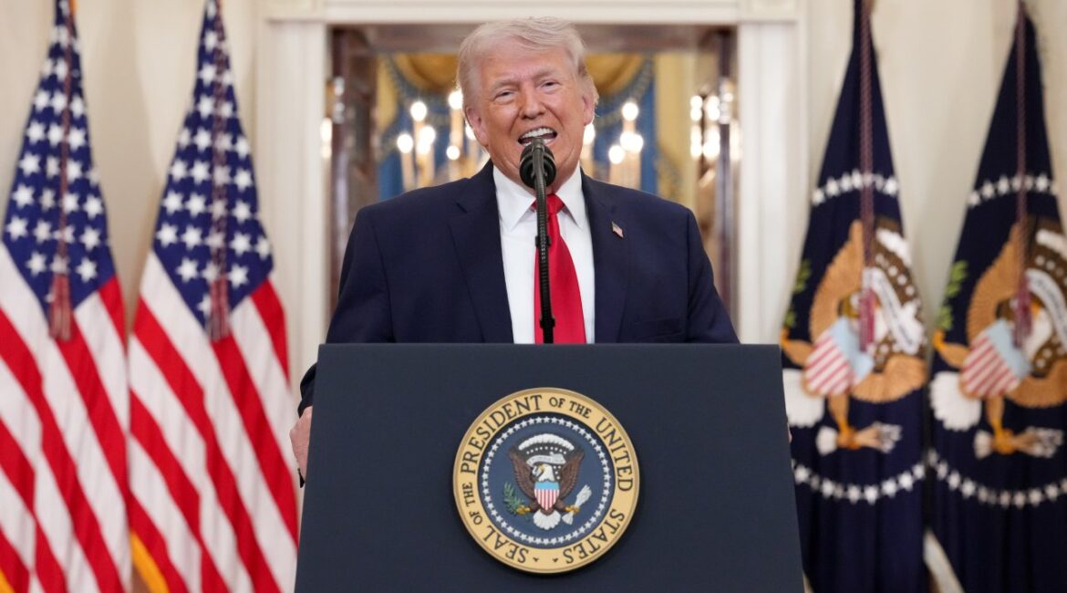 Как тарифы Трампа изменили мировую экономику через год после Дня освобождения