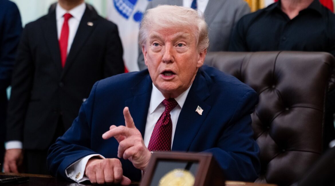 Трамп активирует закон военного времени для финансирования энергетических проектов