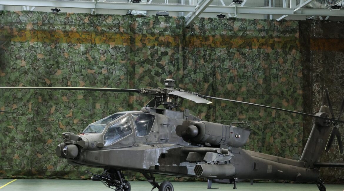 Никаких вертолетов, больше дронов: Япония переписывает свою военную стратегию