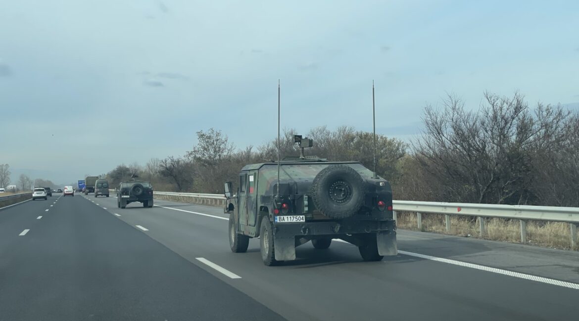Минобороны: В Хасково едет военная техника