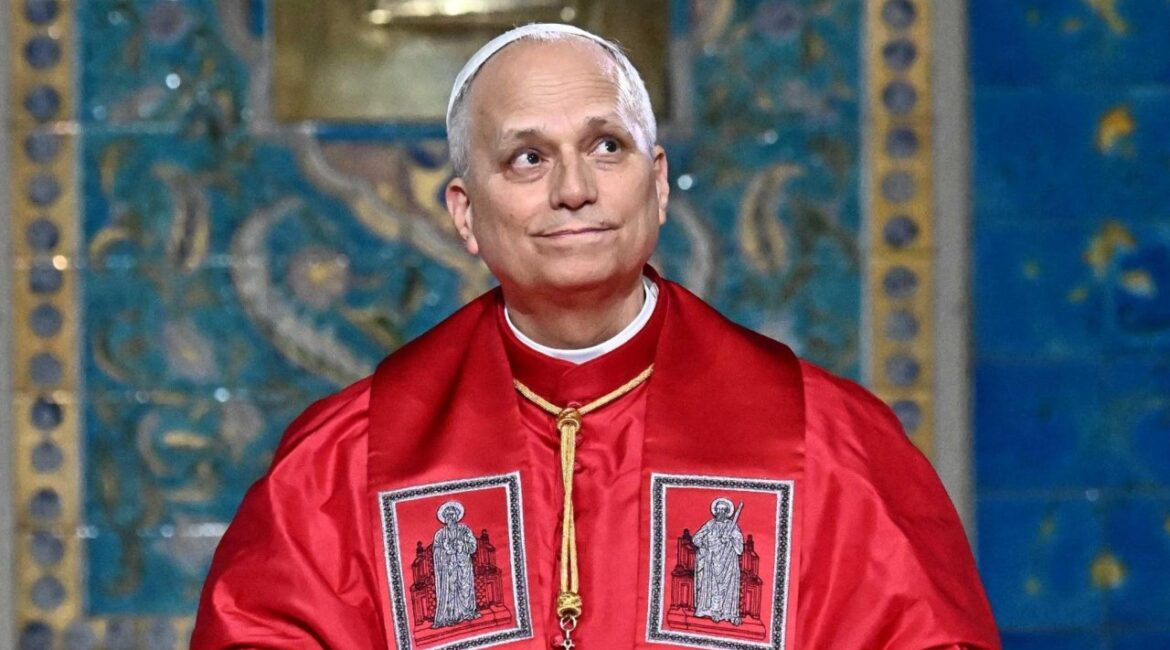 Папа Лев против Трампа: что думают люди в Ватикане?