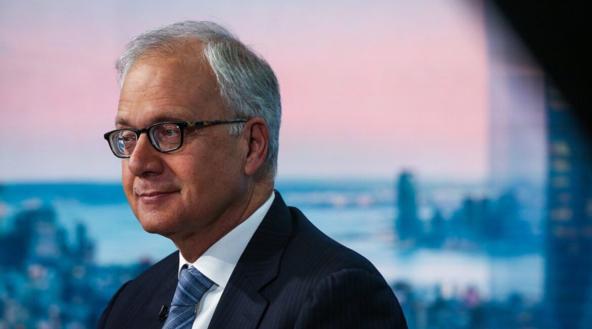 Ярдени: Инвесторы смотрят за рамки войны и сосредотачиваются на фундаментальных показателях