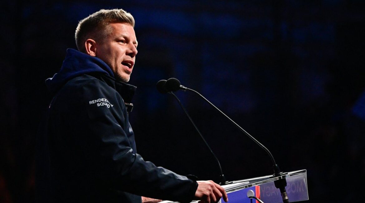 Если Орбан победит, Мадьяр изменит оборону Венгрии