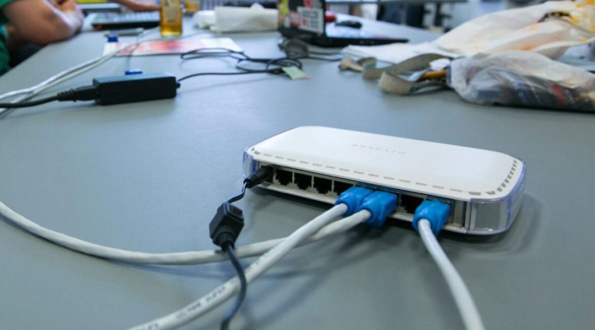 Хакеры российского ГРУ украли конфиденциальную информацию через взломанные маршрутизаторы