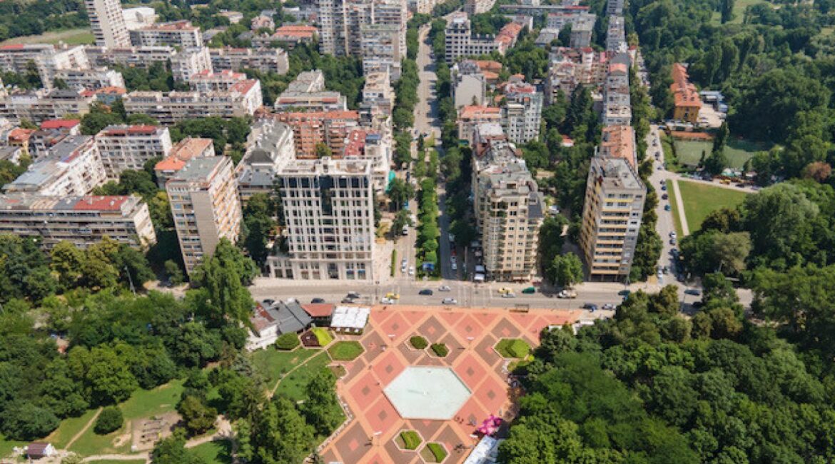 Строительный сектор как двигатель экономики: 7,5 млрд левов налогов и 7% занятости