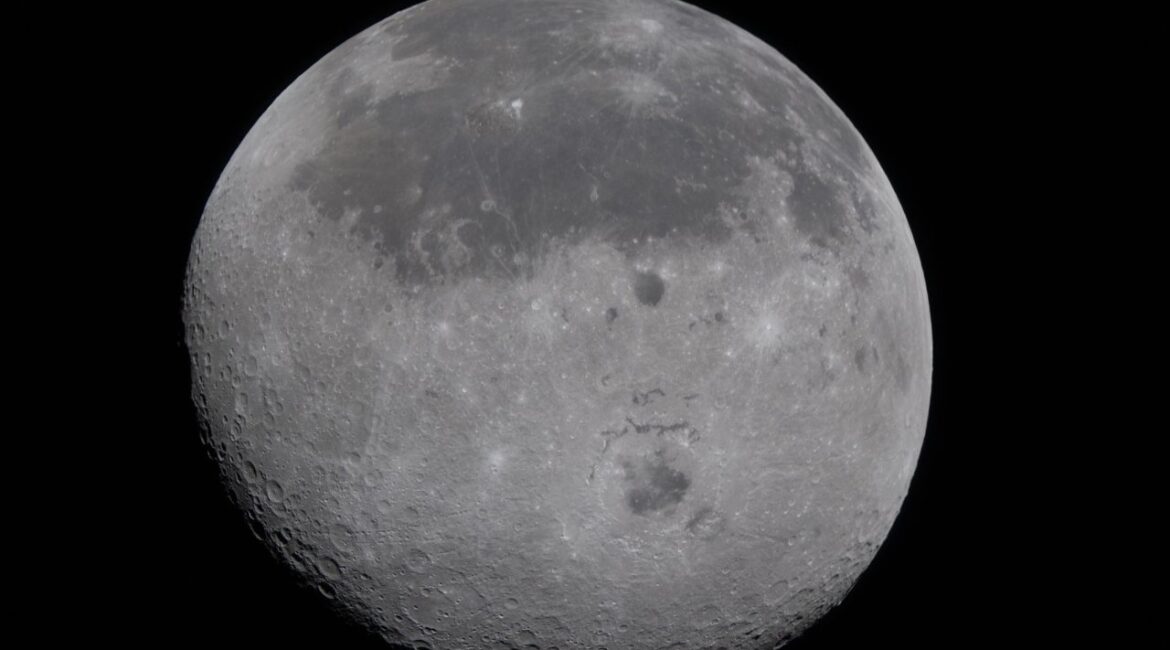 Астронавты «Артемиды II» творят историю в прямом эфире