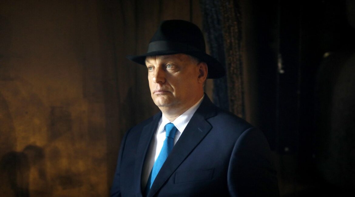 Почему пал Орбан – посмотрите на его особняк с зебрами