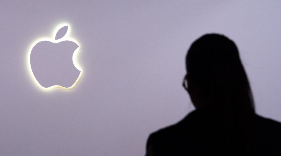 Apple возглавила мировой рынок смартфонов, несмотря на падение поставок