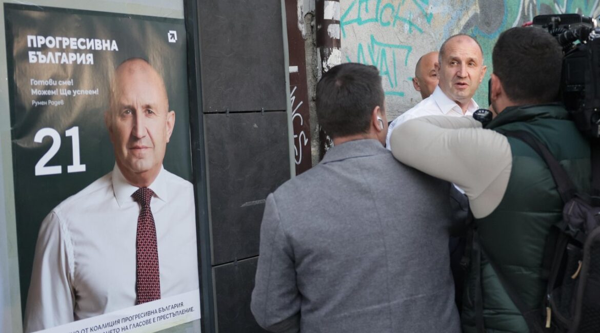 Сколько мандатов получит партия Радева в следующем Национальном собрании?