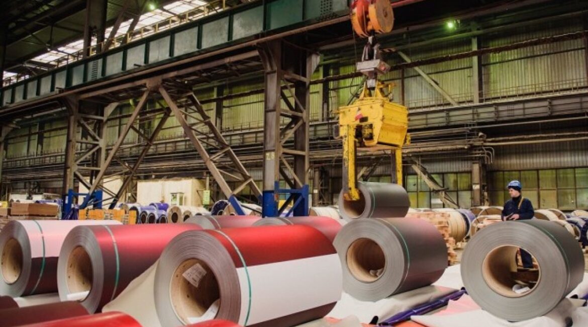 Базовый сценарий Бюджетного совета на этот год: рост ВВП на 2,5% и инфляция на 4,2%.