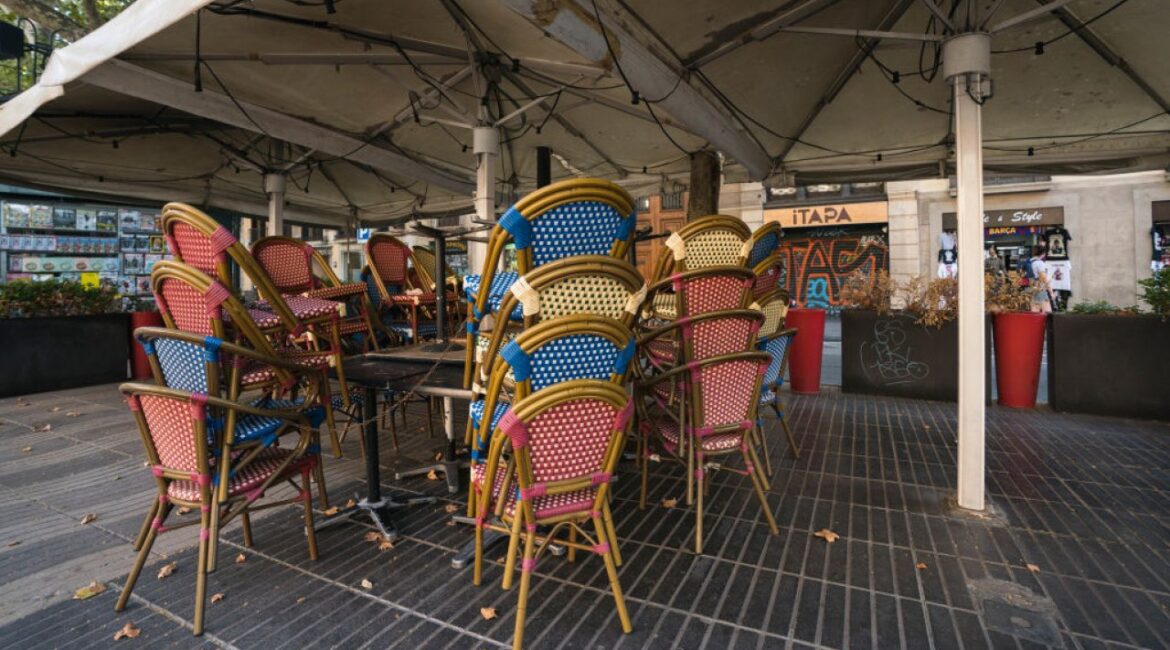 Как Барселона ведет войну с туристами на Ла Рамбле