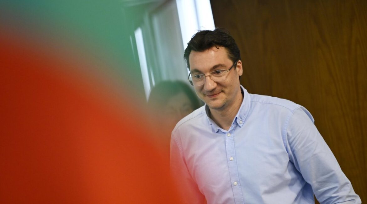 БСП созывает Нацсовет, Зарьков попросит вотум доверия