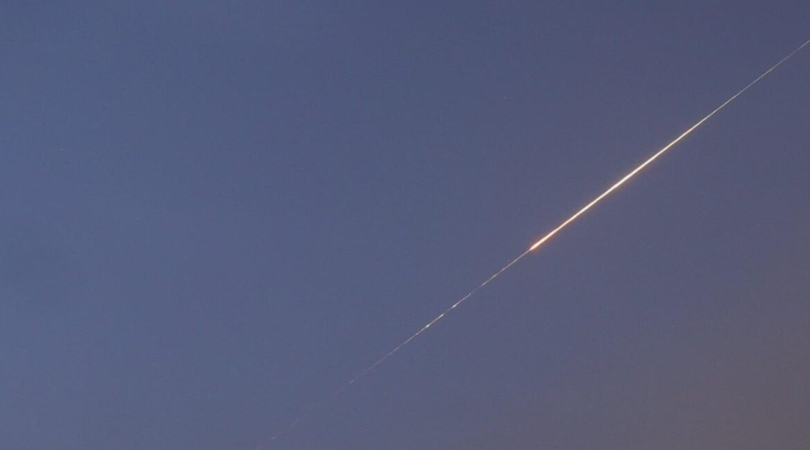 Россия начала эвакуацию 198 сотрудников иранской АЭС