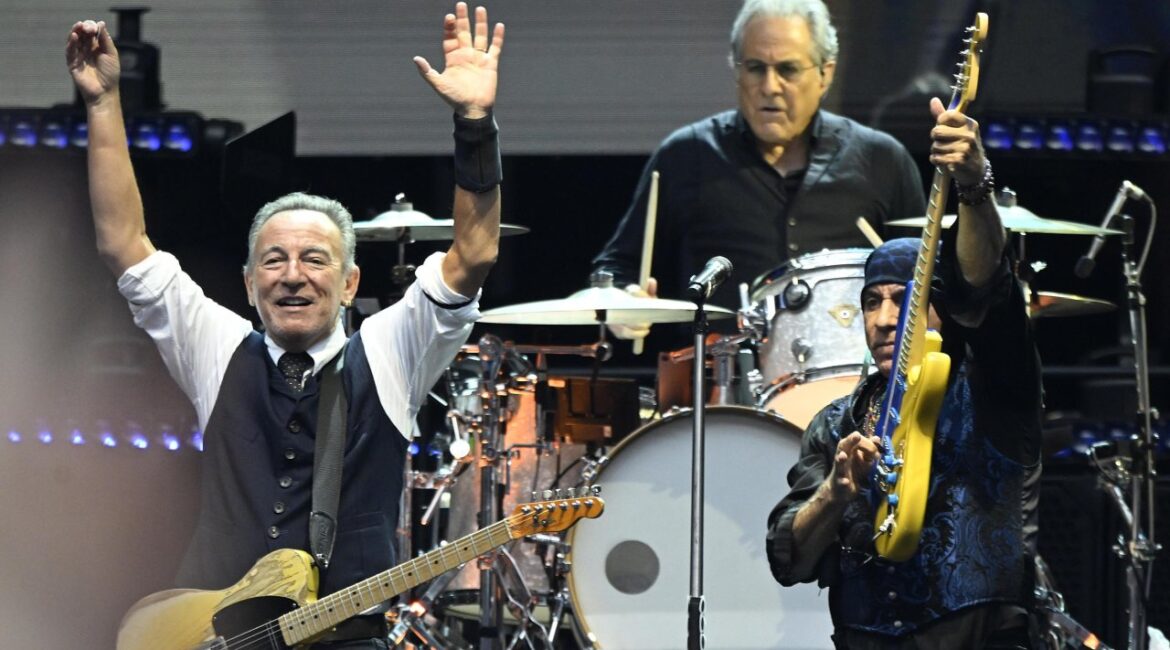 Трамп о Спрингстине: бездарен, похож на чернослив