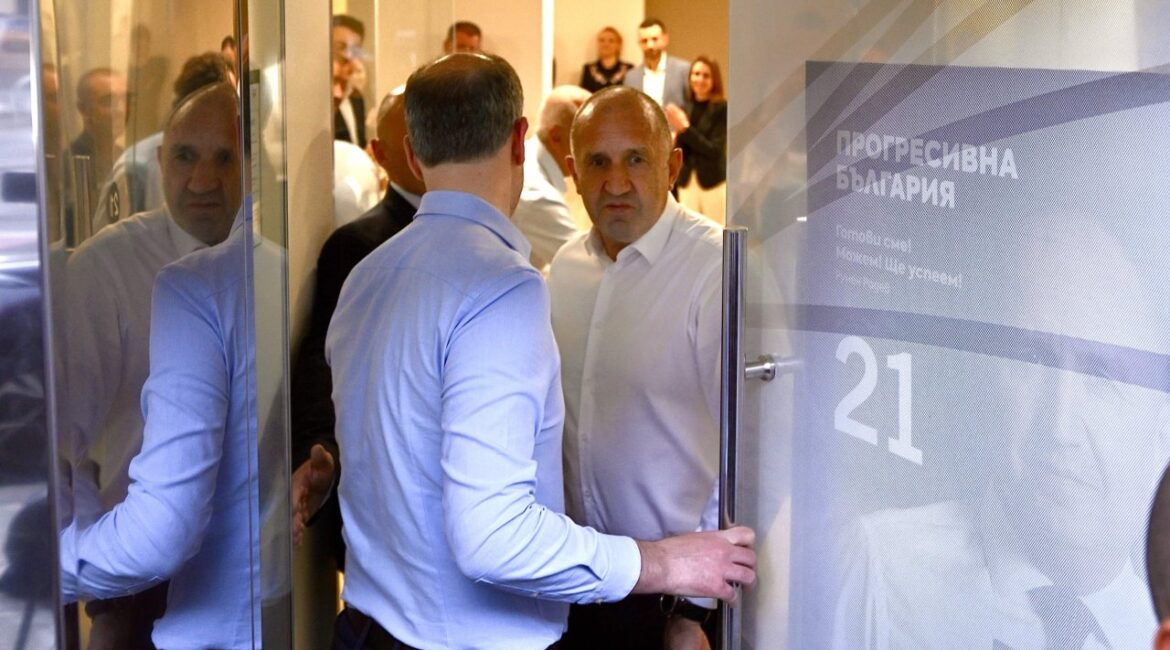 Параллельный подсчет: Радев будет иметь большинство в парламенте, ПП-ДБ - второе*