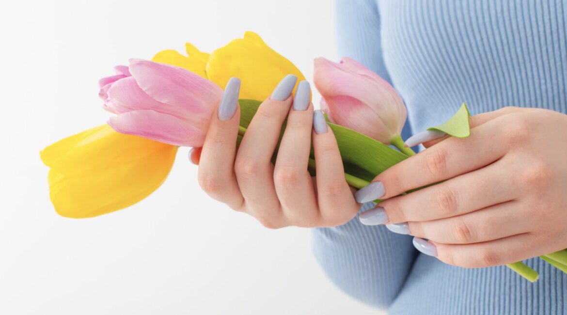 Модные цвета лака для ногтей этой весной.