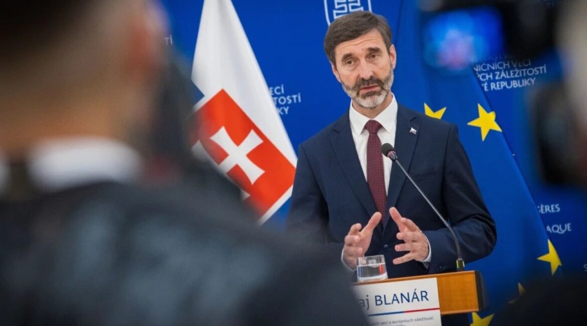 Словакия заблокирует новые санкции против России