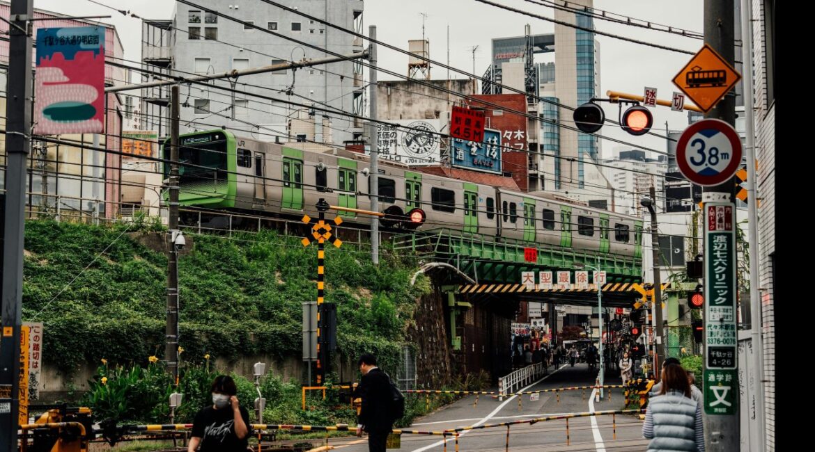 Риски вокруг Ирана остаются лишь фоном для Такаити